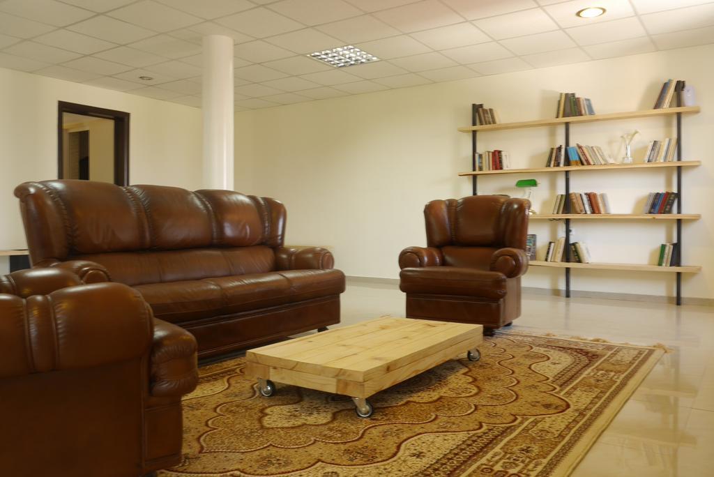 Отель The Role House Gurjaani Экстерьер фото